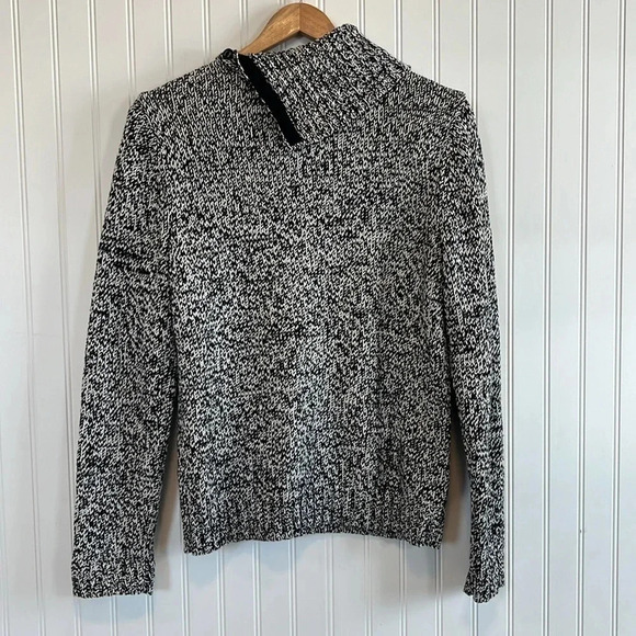 Chaps sweater black and white women size large soft 12% angora rabbit hair - Picture 8 of 11